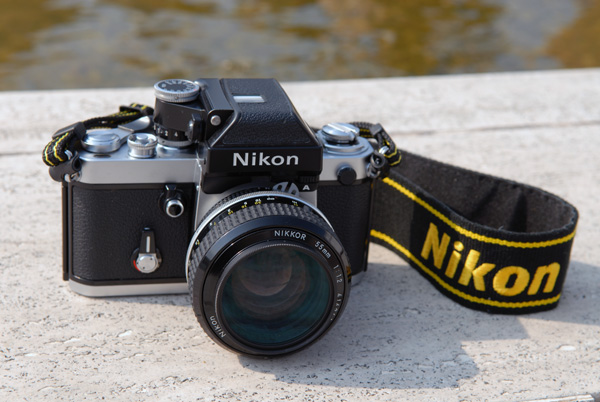 Nikon F2